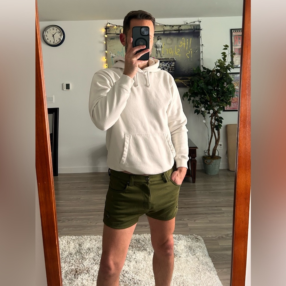 SOLD Andrew Christian | SoHo 3" Stretch Shorts in Olive Green (Medium / 32W) - Picture 3 of 13